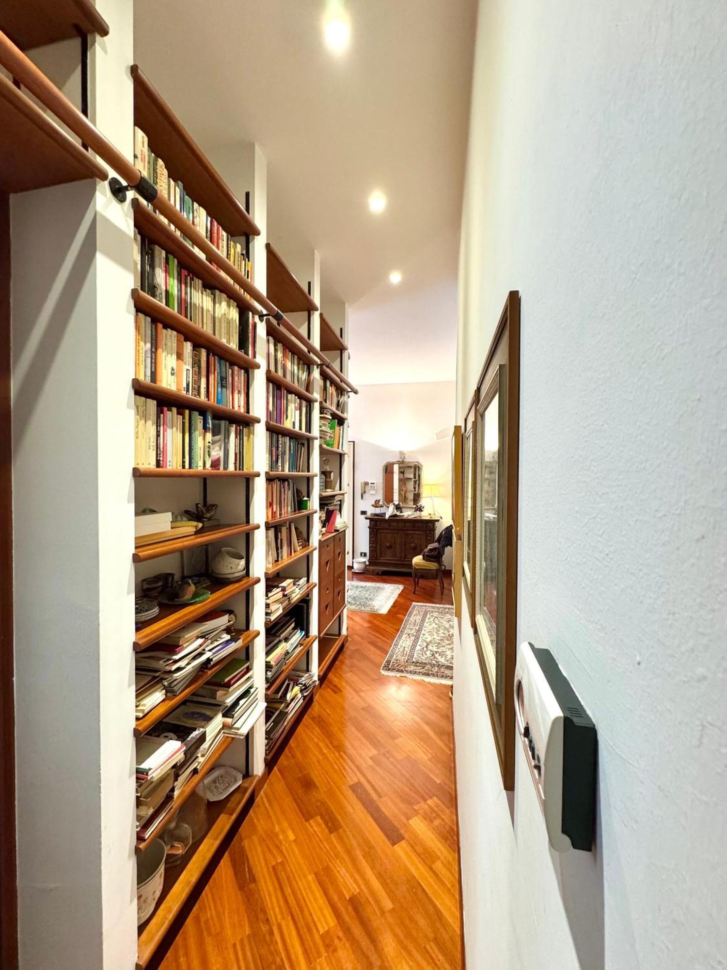 Two Flats In Santa Croce Apartamento